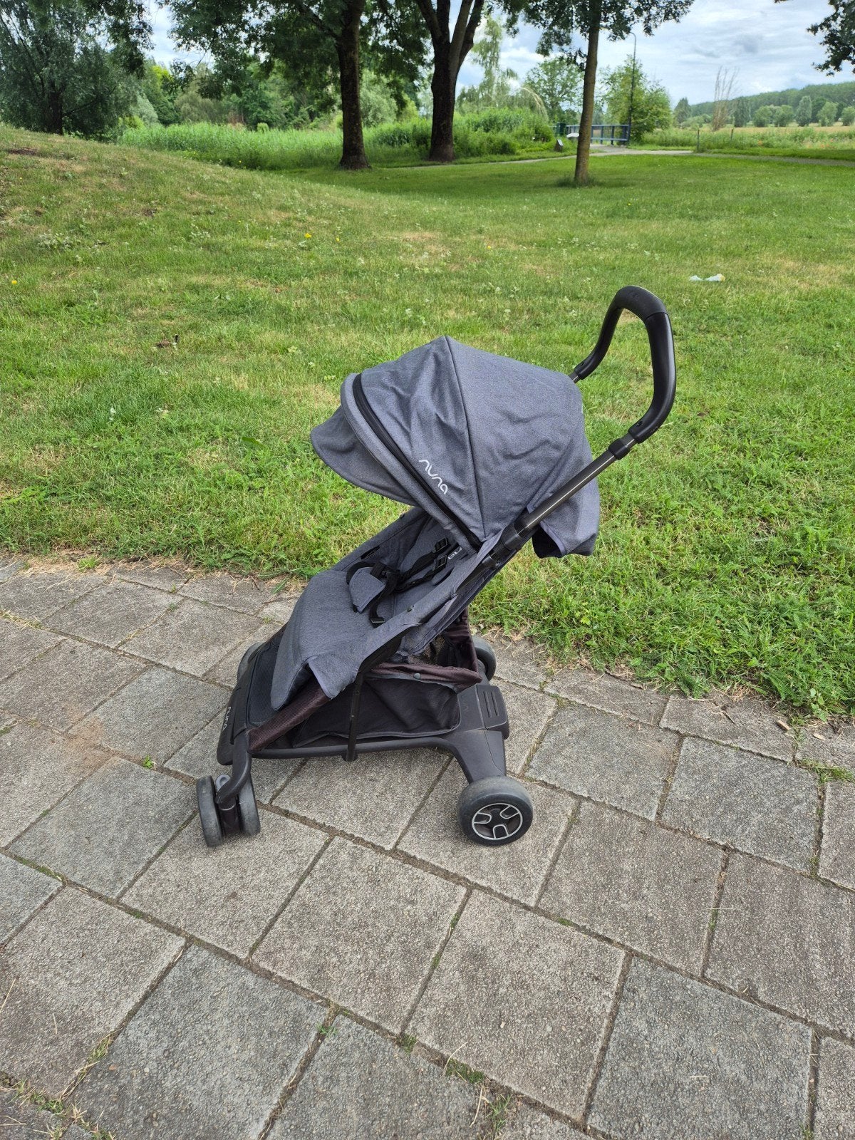 Nuna pepp next - buggy, Ophalen, Zo goed als nieuw, Regenhoes