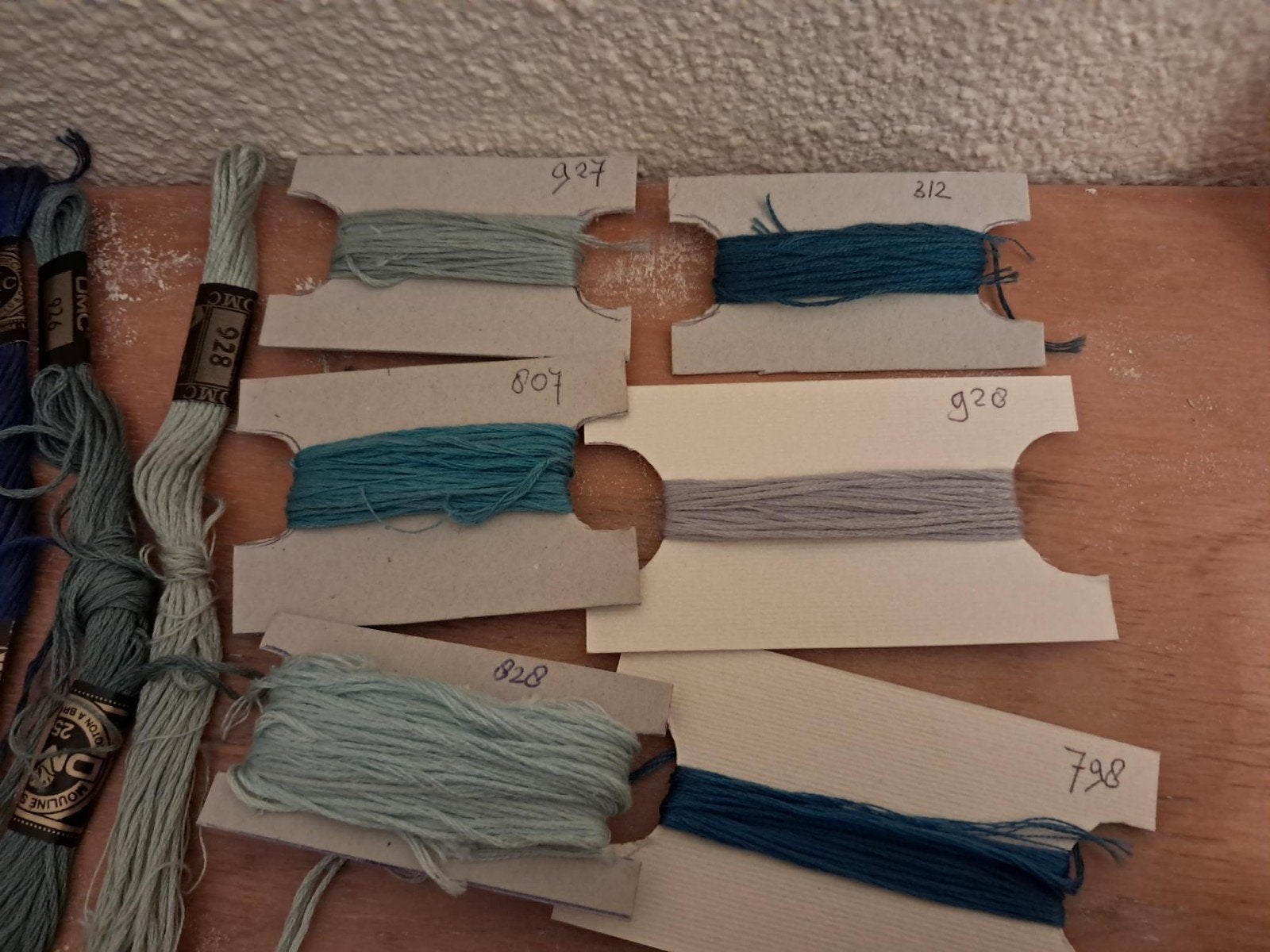 DMC borduurzijde blauwtinten - diverse nummers, Hobby en Vrije tijd, Borduren en Borduurmachines, Ophalen of Verzenden