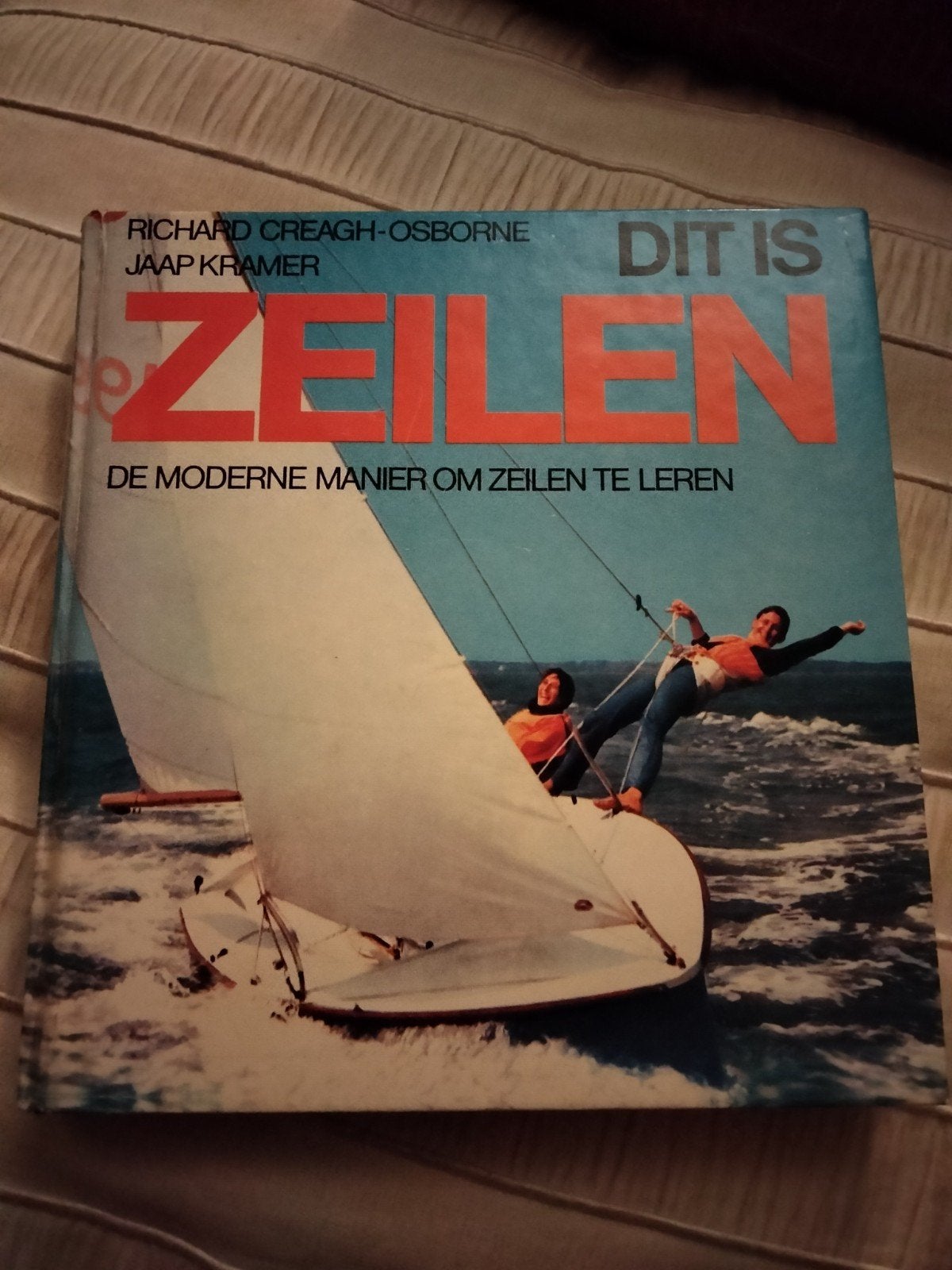Dit is zeilen De moderne manier om zeilen te leren, Ophalen of Verzenden, Gelezen, Balsport