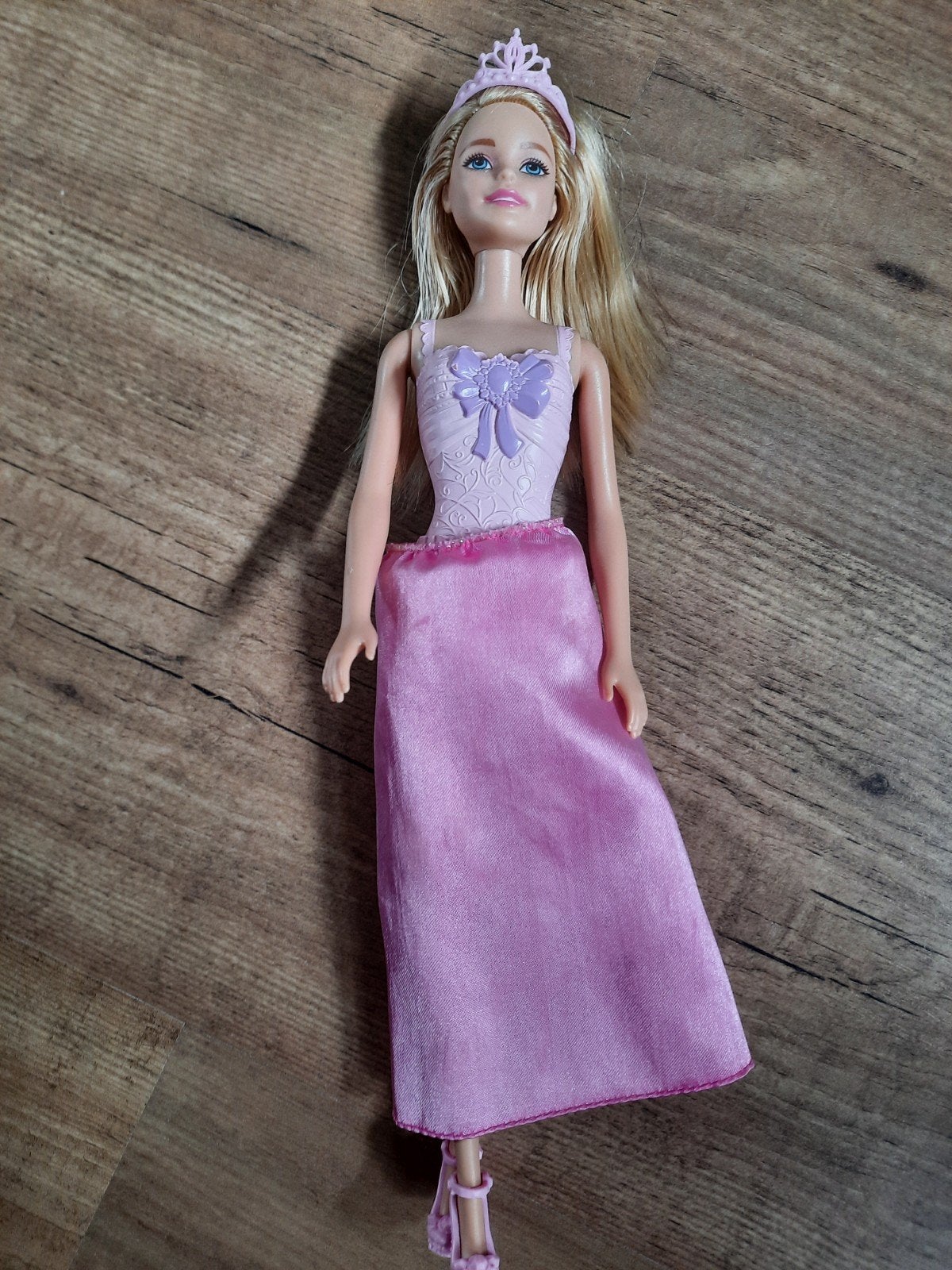 Barbie prinses met roze jurk en tiara, Ophalen of Verzenden, Gebruikt, Barbie