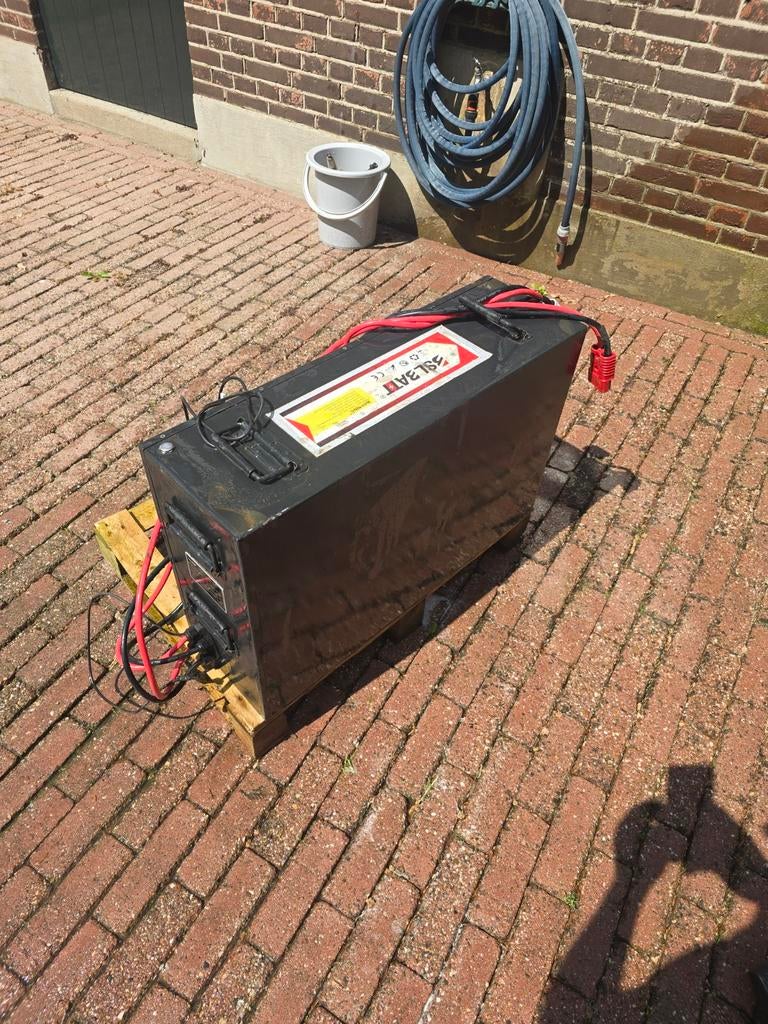 Thuis accu 14 kWh 48V - Goede staat, zonder lader, Ophalen, Gebruikt, Overige typen