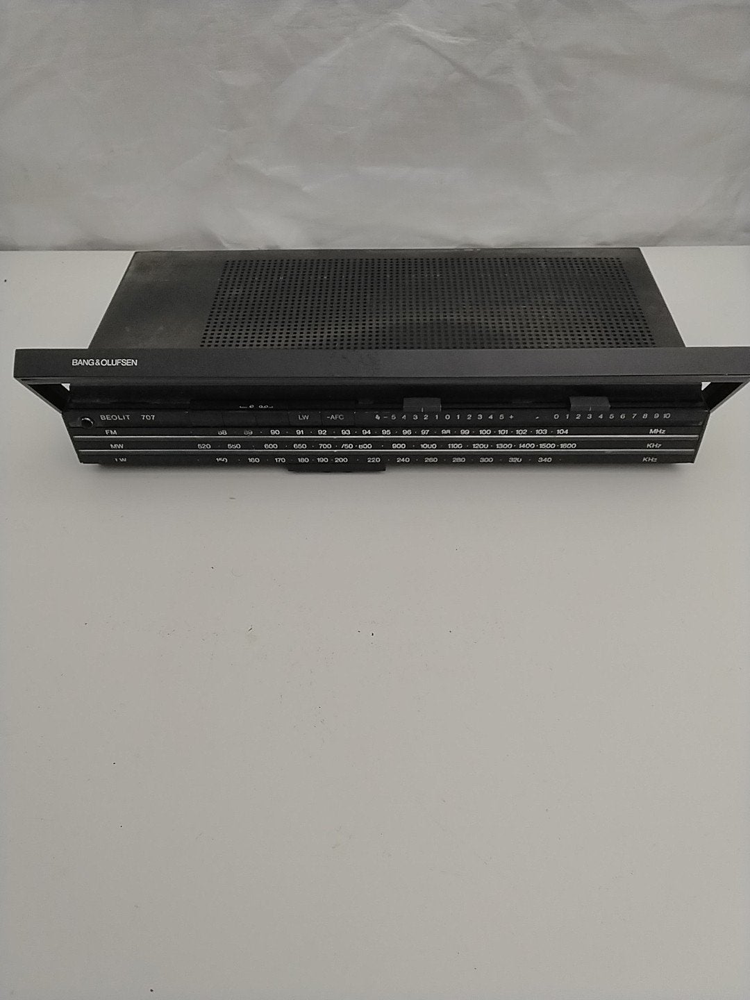 Bang & Olufsen Beolit 707 Radio - Werkt op 220V / batterijen, Ophalen of Verzenden, Gebruikt, Radio