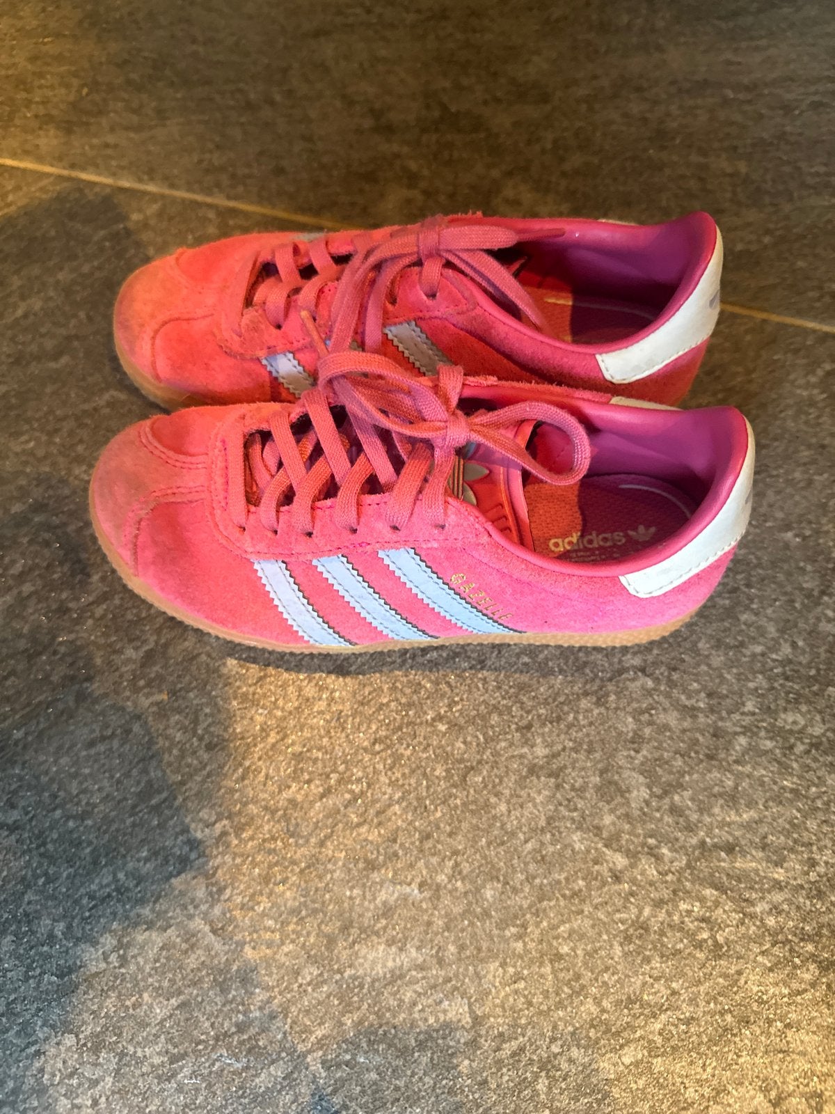 Adidas Gazelle sneakers roze - Maat 31, Ophalen, Gedragen, Roze, Sneakers of Gympen
