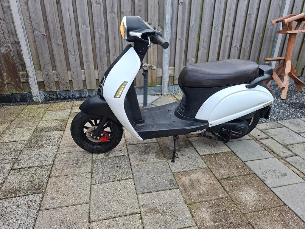Turbho Rp-50 kleur Wit/Zwart, Ophalen, Gebruikt, Overige typen