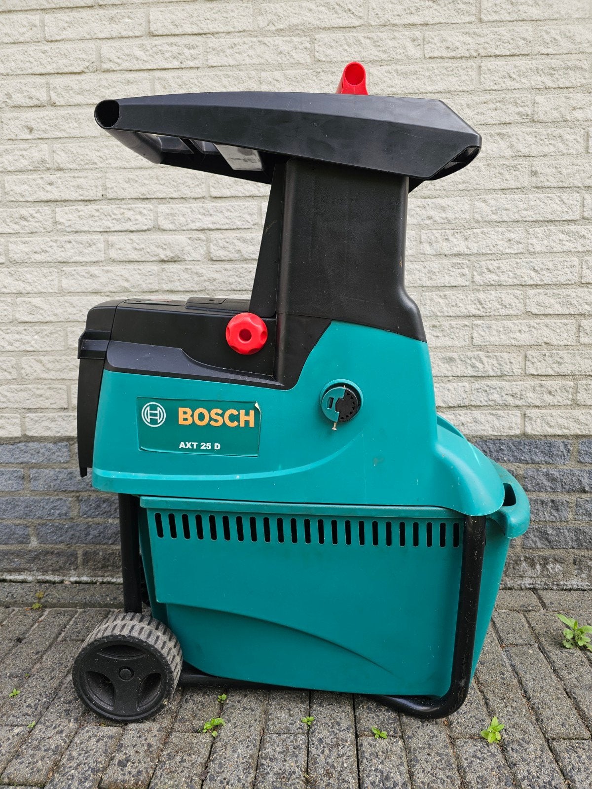 Bosch AXT 25 D Hakselaar - Krachtig en Efficiënt, Tuin en Terras, Hakselaars, Ophalen, Gebruikt, Met opvangbak, Bosch