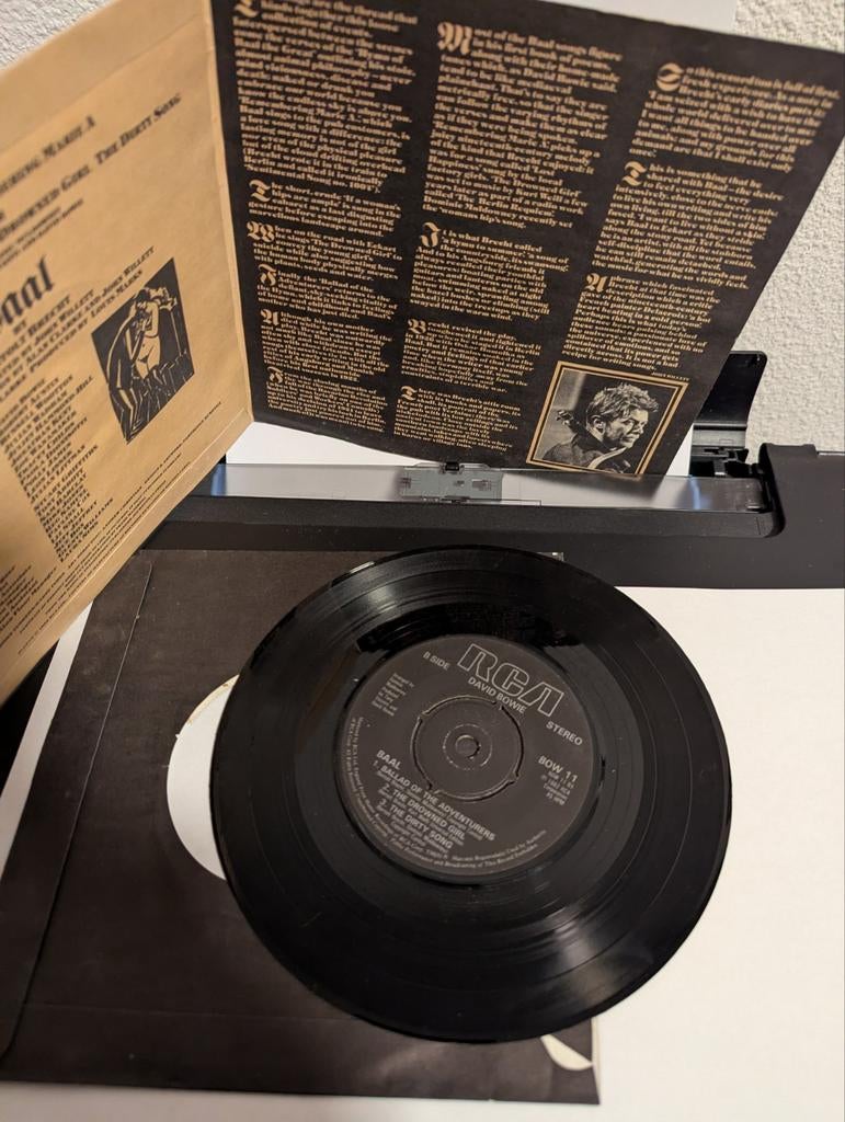 David Bowie - Bertolt Brechts ( vinyl single), Ophalen of Verzenden, Gebruikt, Pop, Single