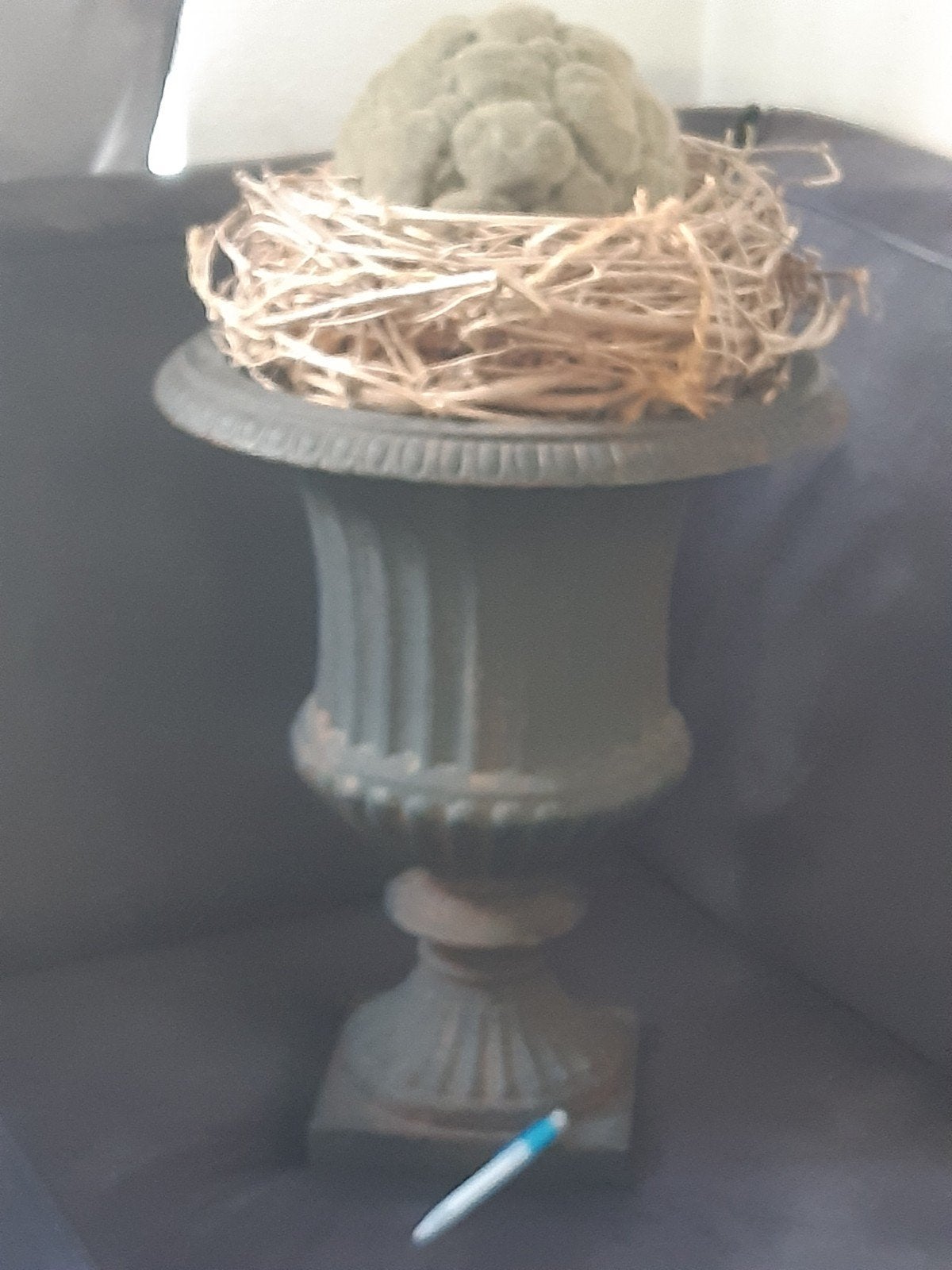 XL tuinvaas 42cm ,mooie patina ,gietijzeren jardiniere, Ophalen