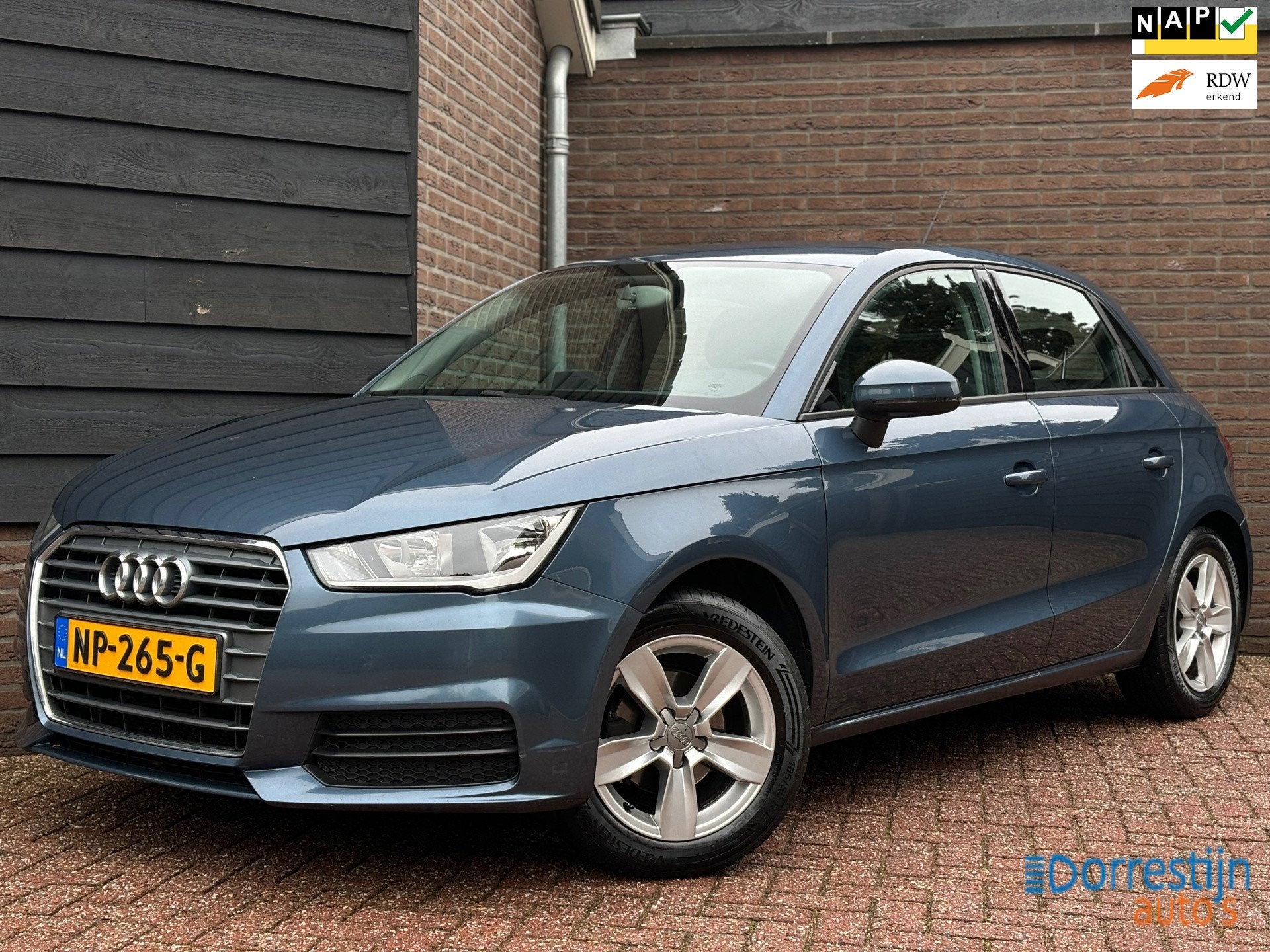 Audi A1 Sportback 1.0 TFSI Pro Line | PDC | Trekhaak | Navi, Voorwielaandrijving, Stof, 95 pk, Origineel Nederlands