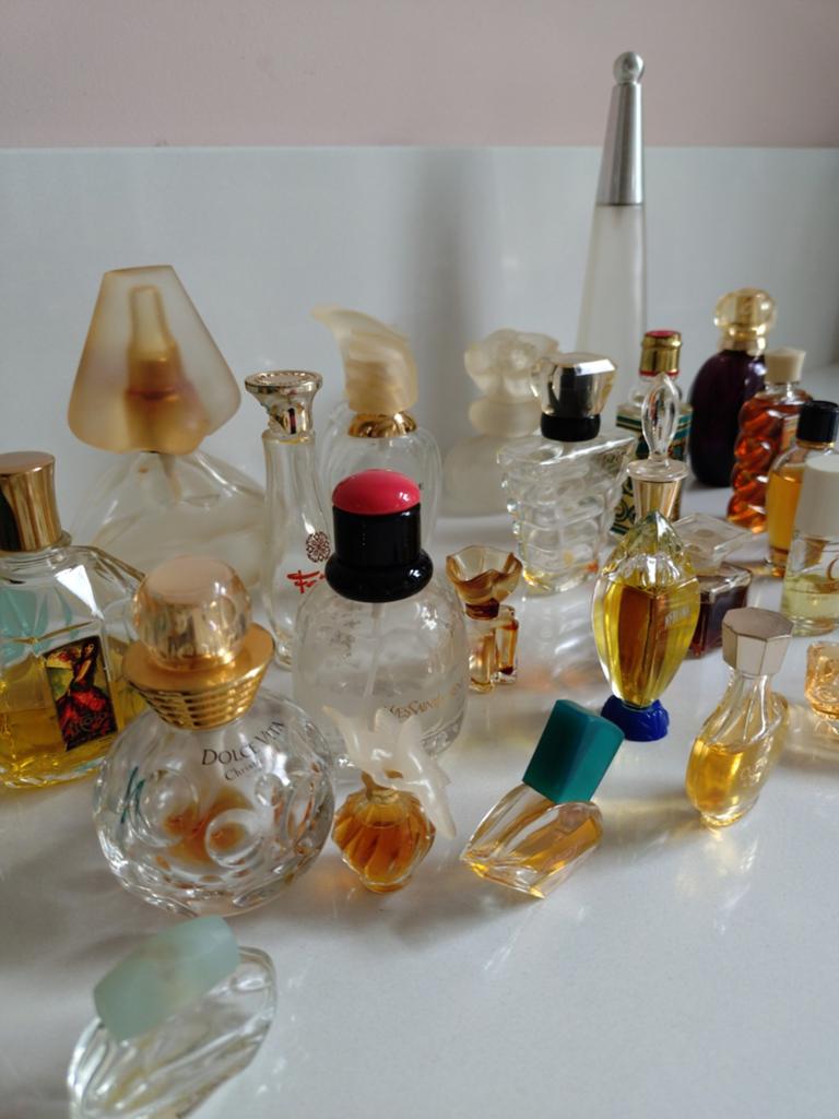 Collectie Parfumflesjes incl miniaturen, Ophalen of Verzenden
