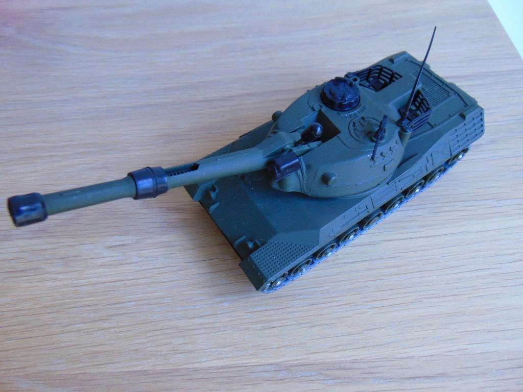 Dinky Toy Leopard tank, Ophalen of Verzenden, Gebruikt, Overige typen, Dinky Toys
