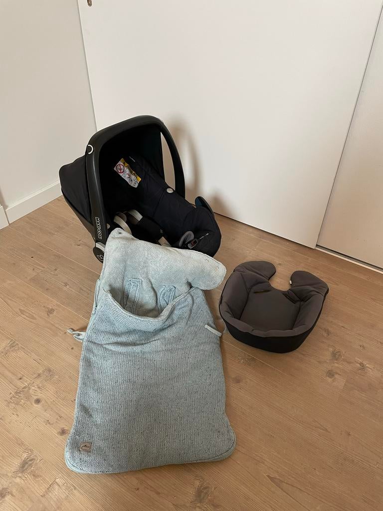 Maxi-Cosi Pebble Plus, Ophalen, Autogordel of Isofix, Gebruikt, Zijbescherming
