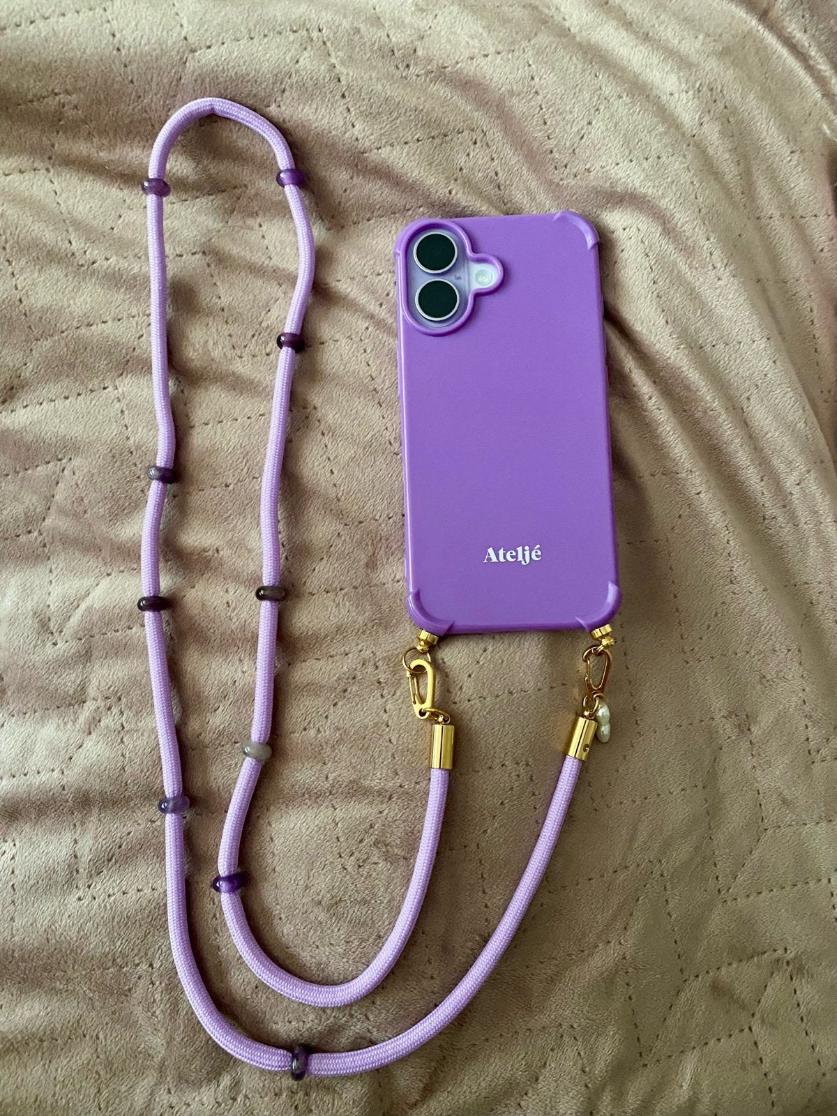 Ateljé lila iPhone 17 set, Kunststof, IPhone 17, Met koord, Paars