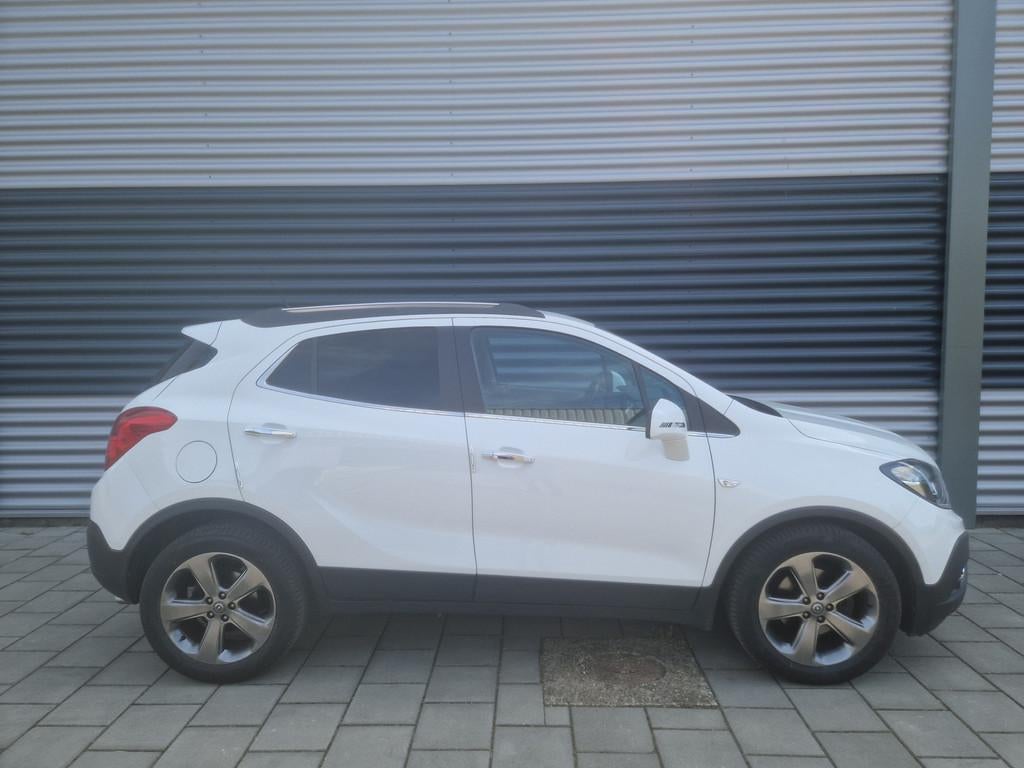 Opel Mokka 1.4 T Cosmo automaat, climatronic trekhaak pdc en, Auto's, Opel, Euro 5, 15 km/l, Gebruikt, Wit