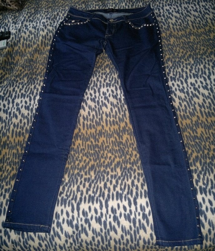 Gloednieuwe donkerblauwe jegging met studs, maat M/L, Ophalen of Verzenden, Nieuw, Blauw, Overige jeansmaten