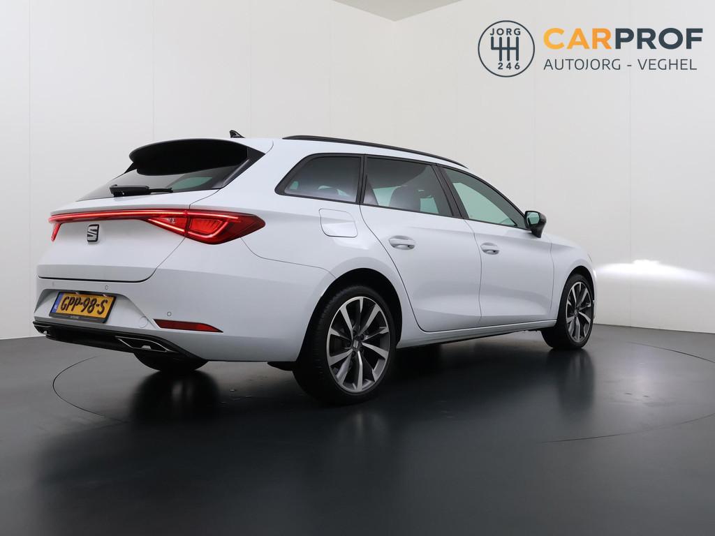 SEAT Leon Sportstourer 1.5 TSI e-Hybrid FR PHEV First Editio, Auto's, Seat, 4 cilinders, Alcantara, Lichtsensor, 1700 kg