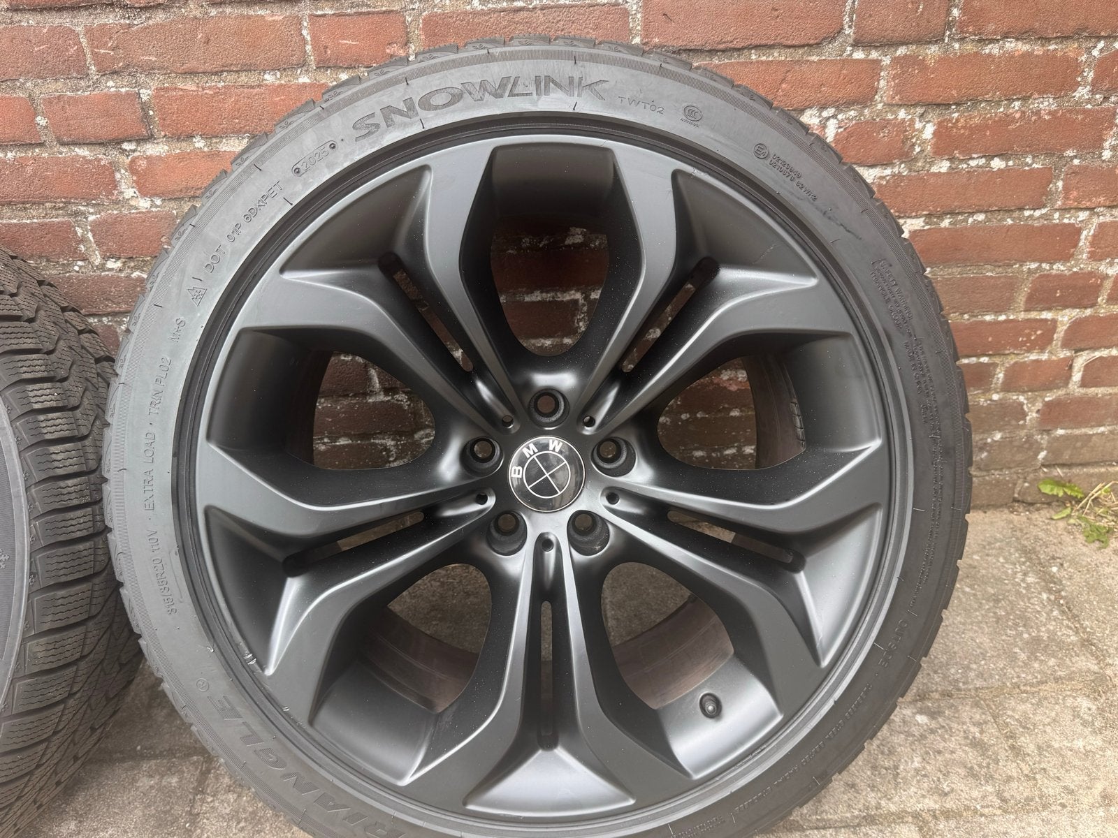 BMW X5 20 inch Orgineel OEM velgen met W banden, Ophalen, Gebruikt, Overige, Banden en Velgen
