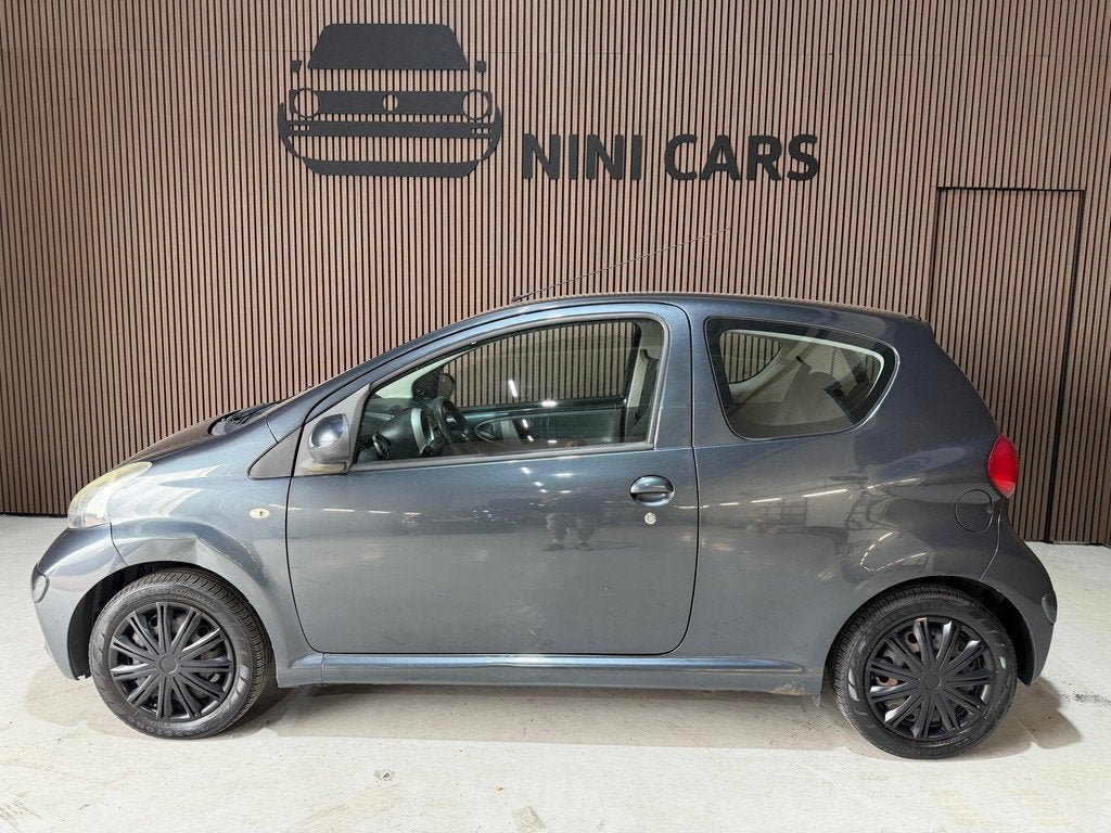 Toyota Aygo 1.0-12V Nieuwe apk, Auto's, Voorwielaandrijving, Gebruikt, 4 stoelen, 68 pk