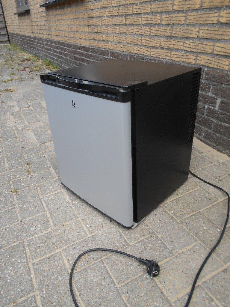 camping koelkast, Ophalen, Minder dan 75 liter, Zonder vriesvak, Gebruikt