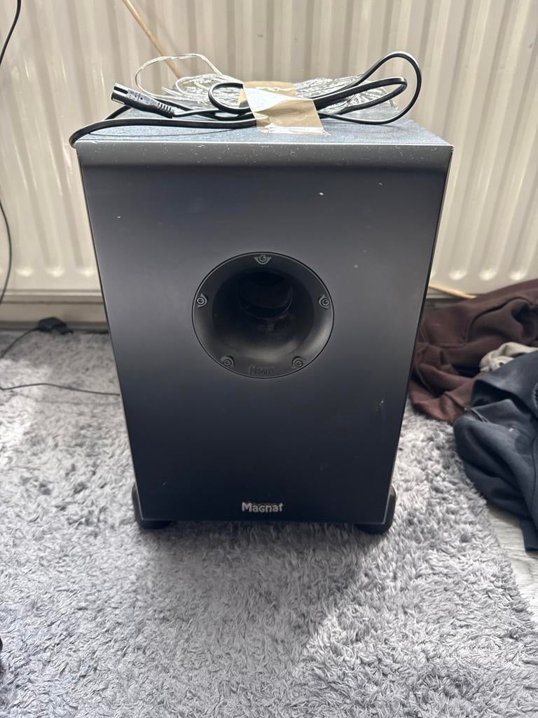 Magnat betasub 20A, Audio, Tv en Foto, Luidsprekers, Gebruikt, Subwoofer, Magnat, Ophalen of Verzenden