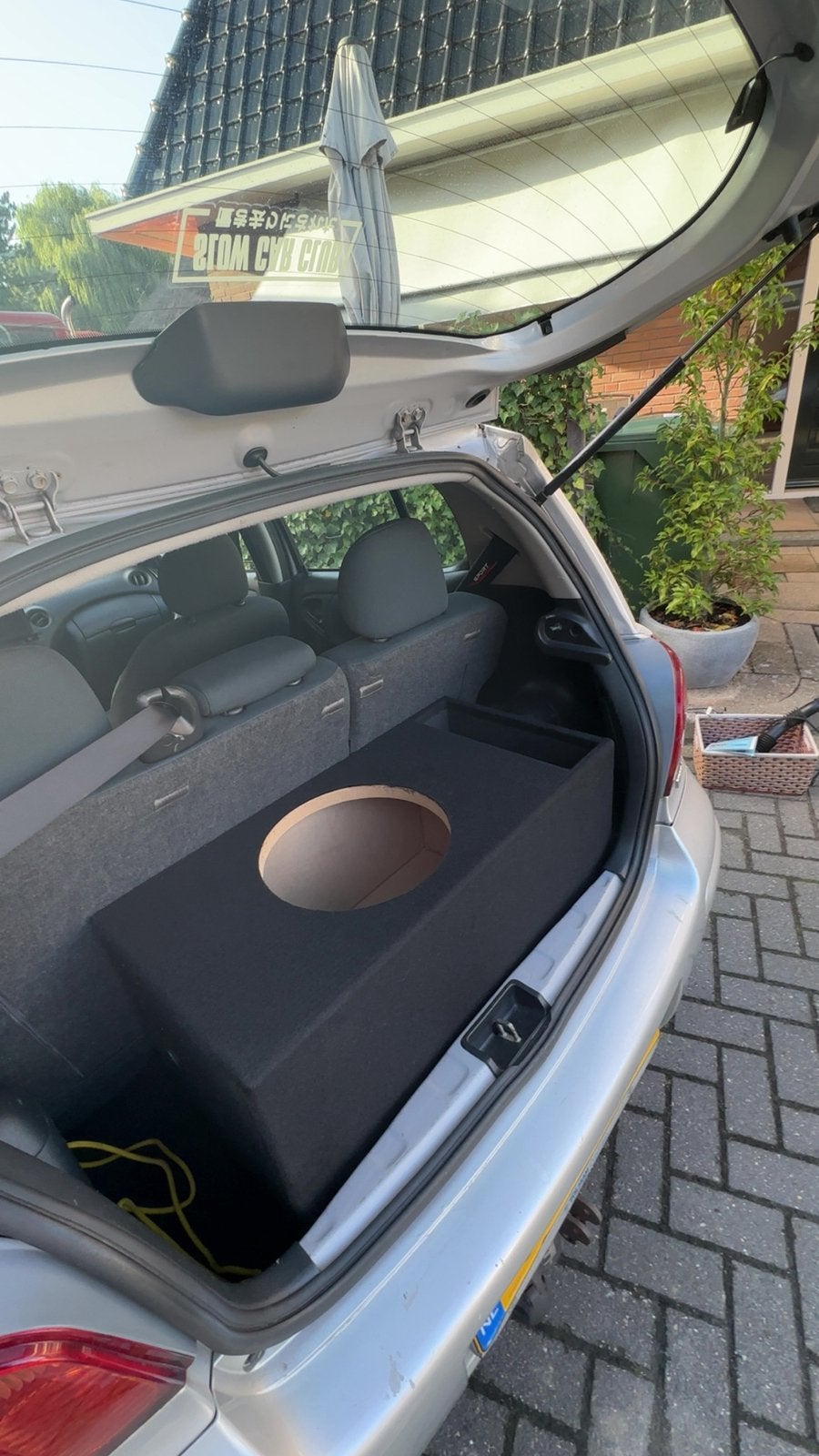 GEZOCHT subwoofer 1500w rms, Auto diversen, Ophalen of Verzenden, Zo goed als nieuw