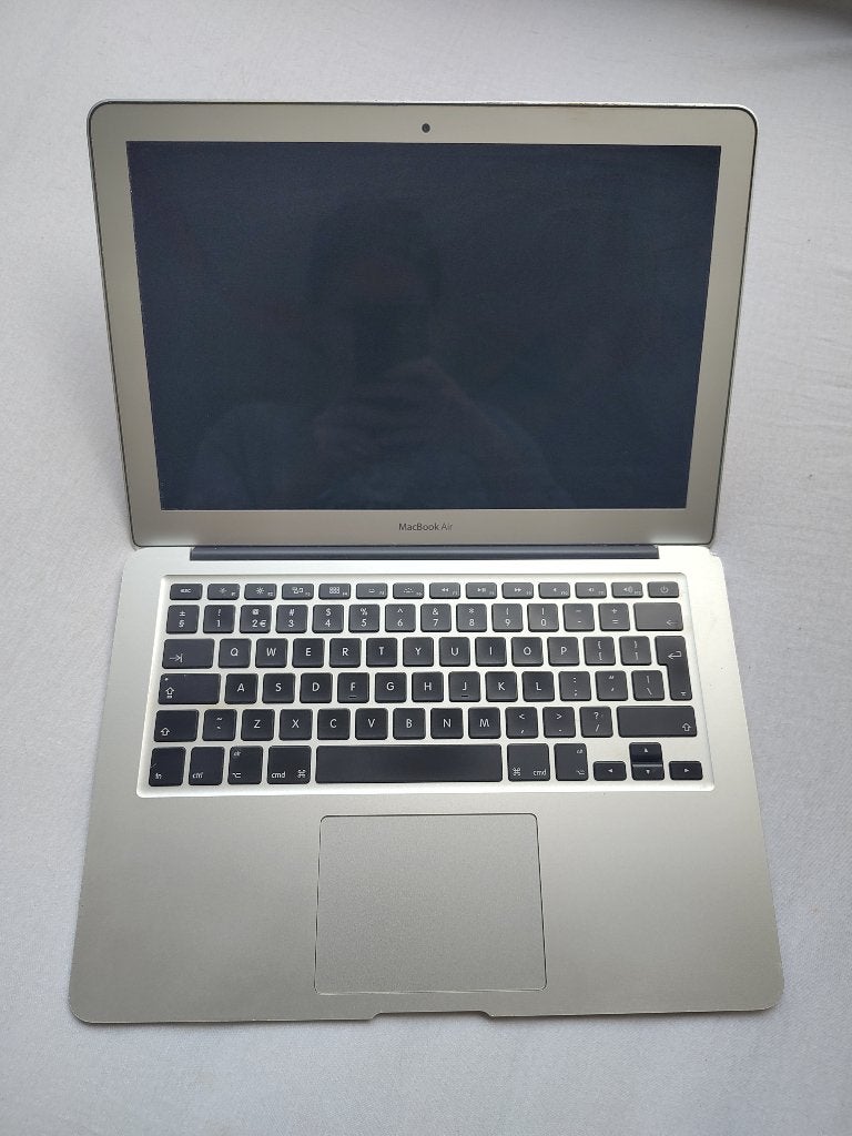 Macbook Air 2017 13 inch VOOR ONDERDELEN/DEFECT, Qwerty, Verzenden, 8 GB, 13 inch
