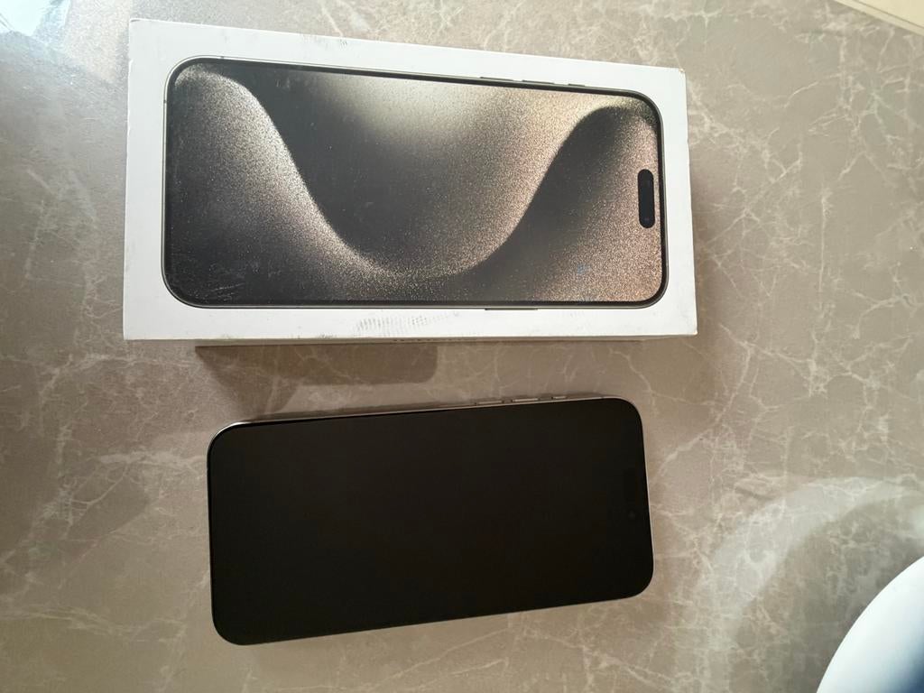 iPhone 15 Pro Max 512GB - Zo goed als nieuw, Telecommunicatie, Mobiele telefoons | Apple iPhone, 512 GB, Zwart, IPhone 15 Pro Max