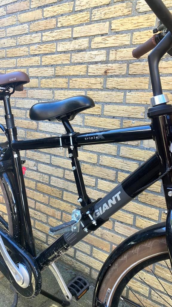 zadel voor op stang, Fietsen en Brommers, Fietsaccessoires | Fietsstoeltjes, Ophalen of Verzenden, Zo goed als nieuw, Voorzitje