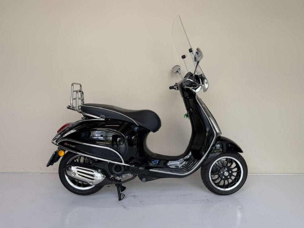 Vespa Sprint Glans Zwart, BWJ 2018, Niet ingevuld, Gebruikt, Niet ingevuld, Ophalen of Verzenden