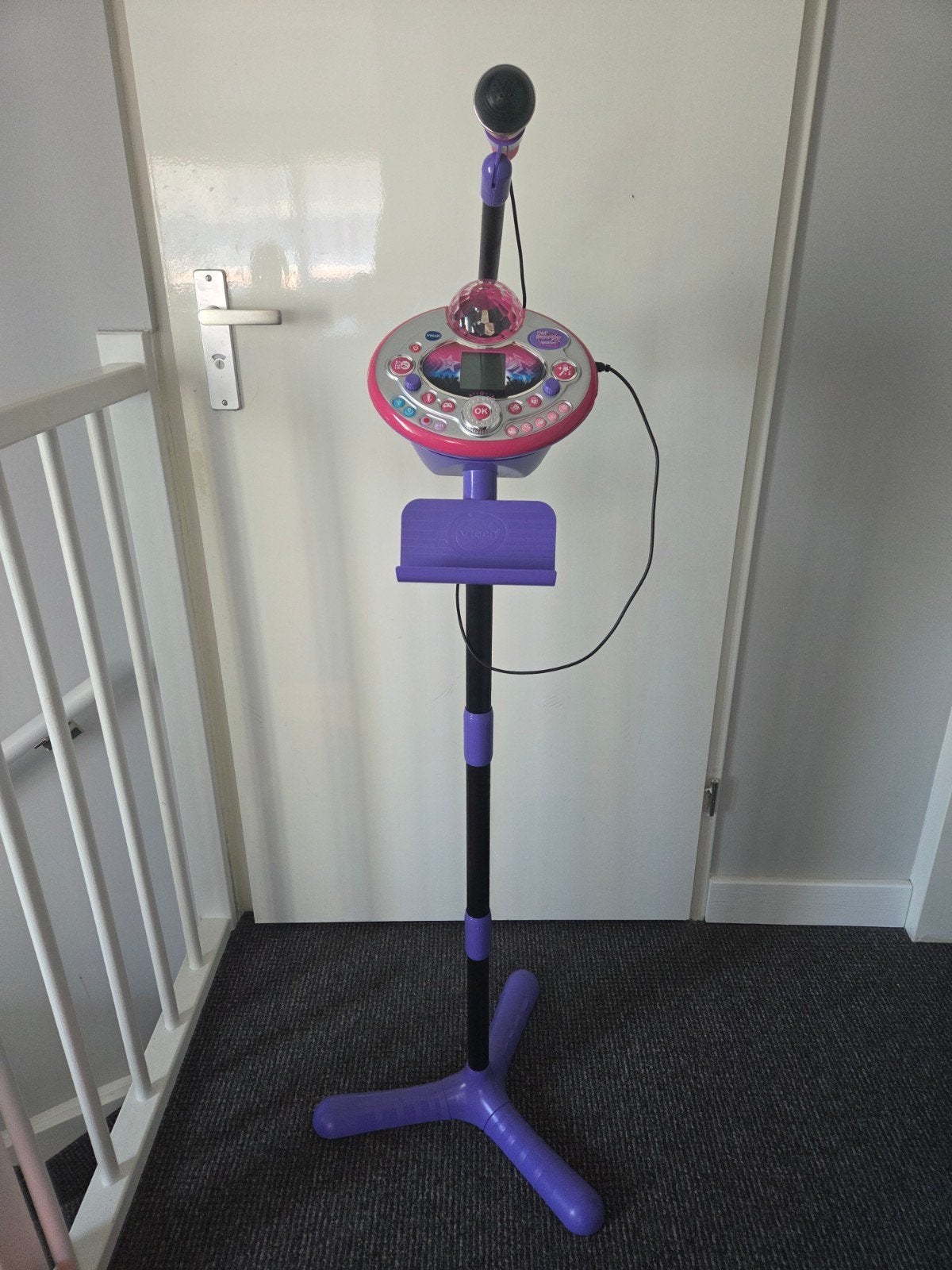 VTech Kidi SuperStar Microfoon met standaard en discolamp, Ophalen, Zo goed als nieuw, Jongen of Meisje