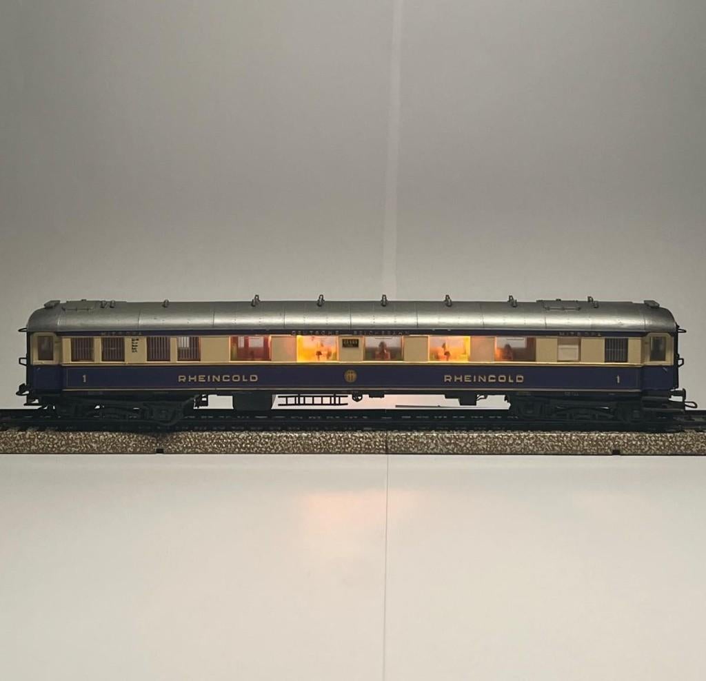 Liliput Rheingold wagon met binnenverlichting, Gebruikt, Gelijkstroom of Wisselstroom, Wagon, Ophalen of Verzenden