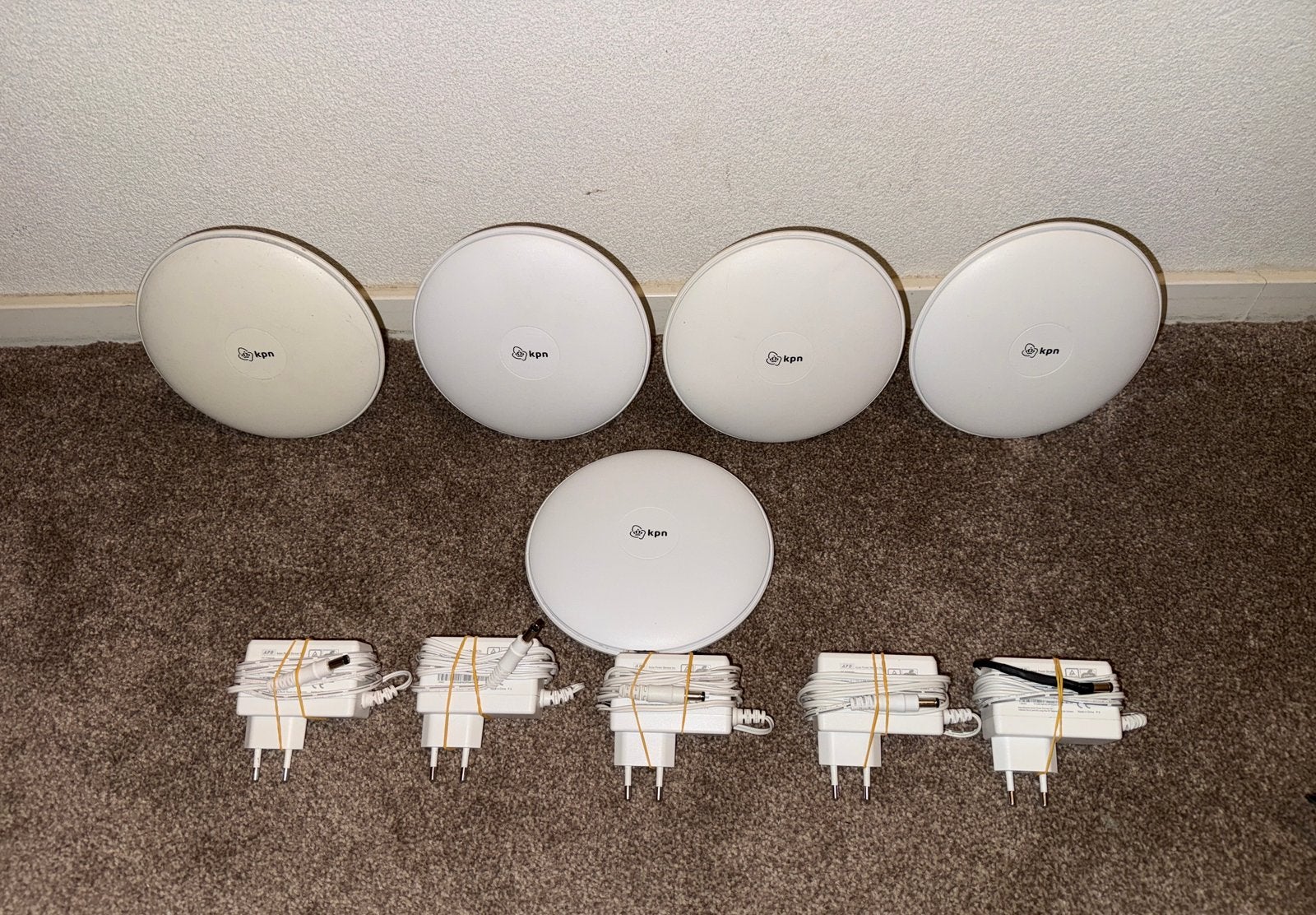 KPN SuperWifi punt wit (7 stuks beschikbaar), Computers en Software, WiFi-versterkers, Ophalen of Verzenden, Zo goed als nieuw