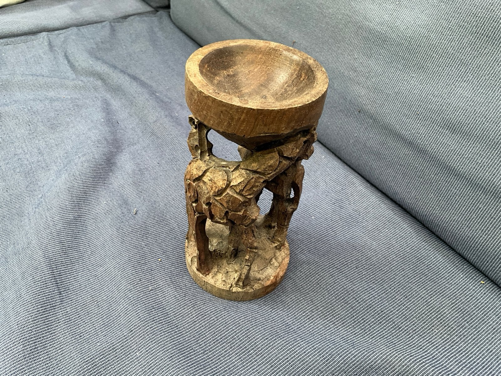 Houten kandelaar met Afrikaanse dieren, Overige typen, Minder dan 20 cm, Ophalen of Verzenden, Hout