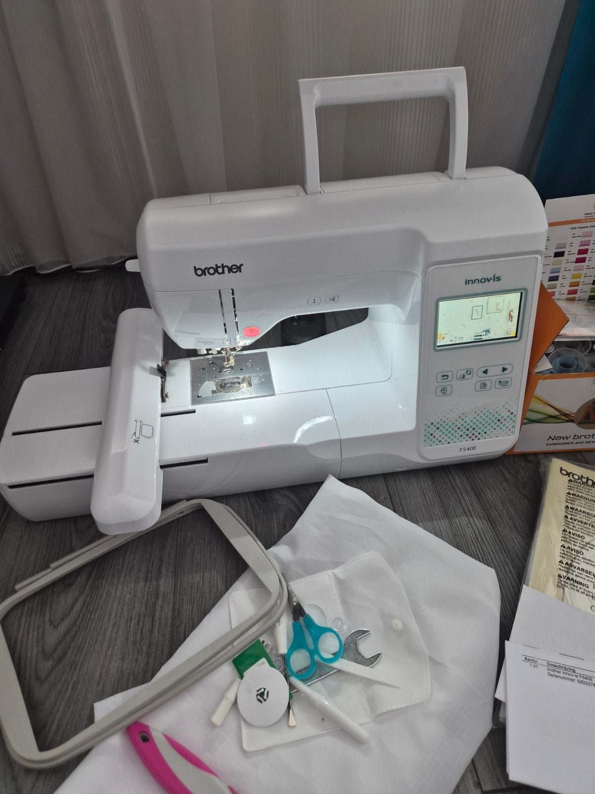 Brother Innov-is F540E borduurmachine - ZGAN, Ophalen of Verzenden