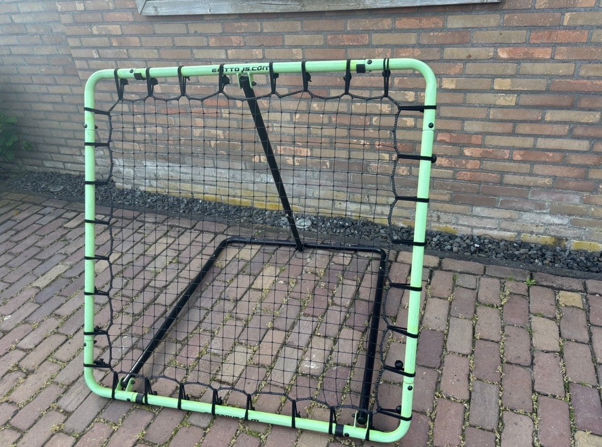 Voetbal rebounder / terugspeelnet, Ophalen, Zo goed als nieuw, Overige typen