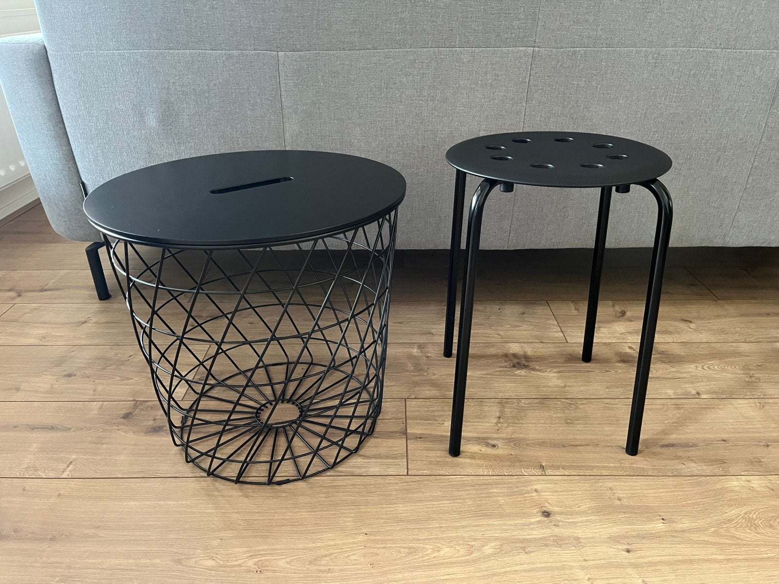 Opbergtafel en krukje IKEA, Huis en Inrichting, Tafels | Bijzettafels, Minder dan 55 cm, Rond, Zo goed als nieuw, Ophalen