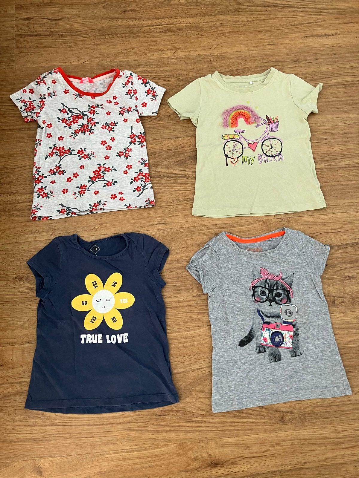 Leuke meisjes T-shirts - diverse merken, Kinderen en Baby's, Ophalen of Verzenden, Gebruikt, Meisje, Shirt of Longsleeve