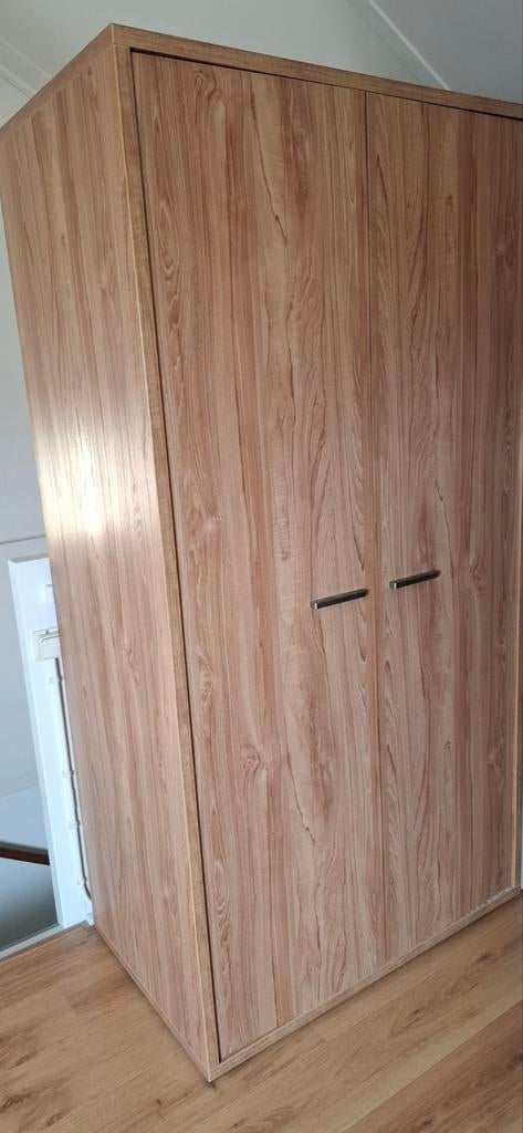 2 Complete Kinderkamers: Bed, Bureau, Ladeblok, Kast, Matras, Ophalen, Gebruikt, Jongetje of Meisje