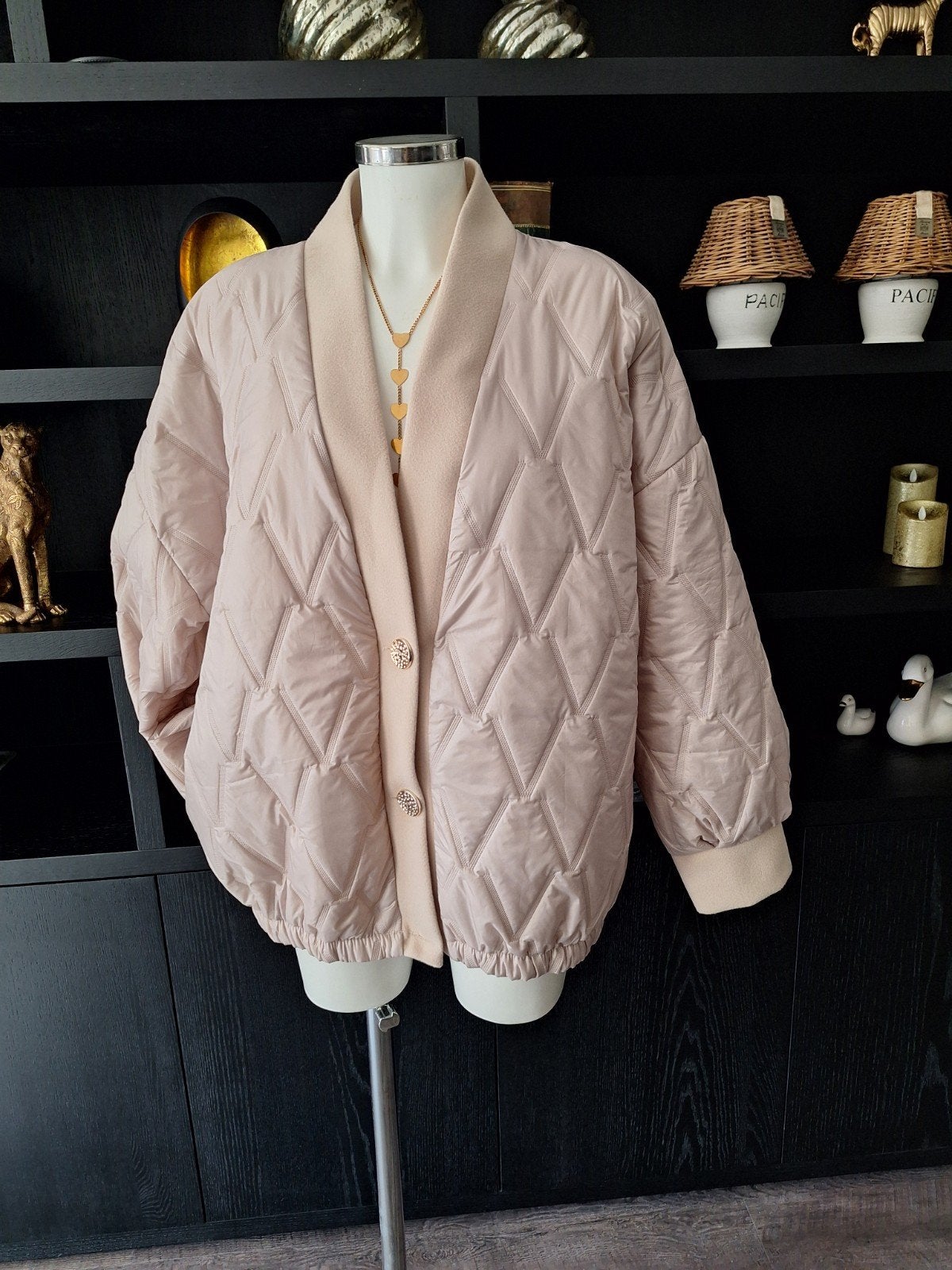 Ruimvallend gewatteerde jas 42 44 46, Beige, Maat 42/44 (L), Nieuw, Ophalen of Verzenden