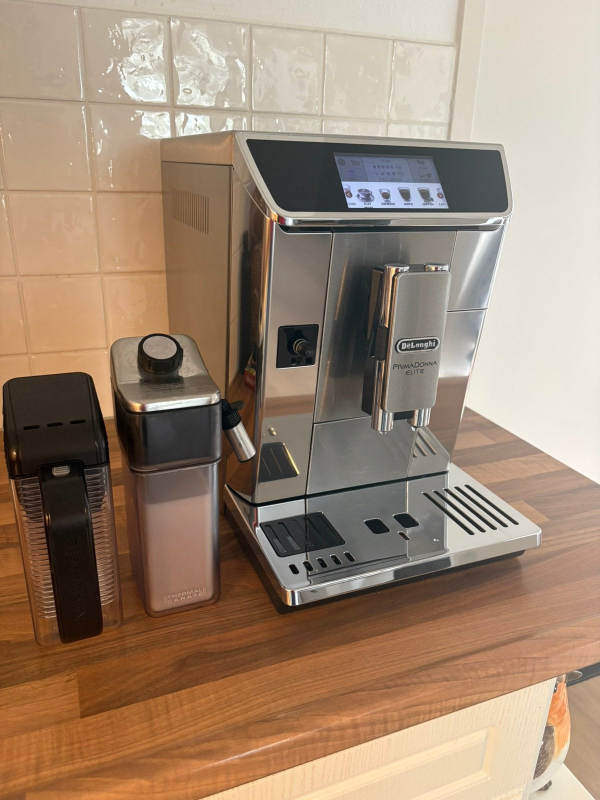 Delonghi PrimaDonna Elite - Zeer nette staat - Cappuccino, Witgoed en Apparatuur, Koffiezetapparaten, Ophalen, Zo goed als nieuw