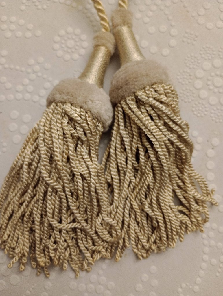 2 Gordijnkoorden met kwast, Ophalen of Verzenden, Beige, Minder dan 50 cm, 100 tot 150 cm