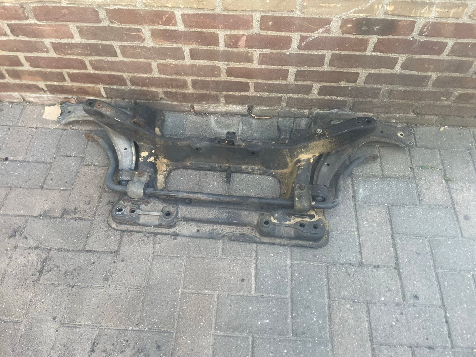 Subframe draagarm Peugeot partner berlingo, Antiek en Kunst, Antiek | Naaimachines, Ophalen