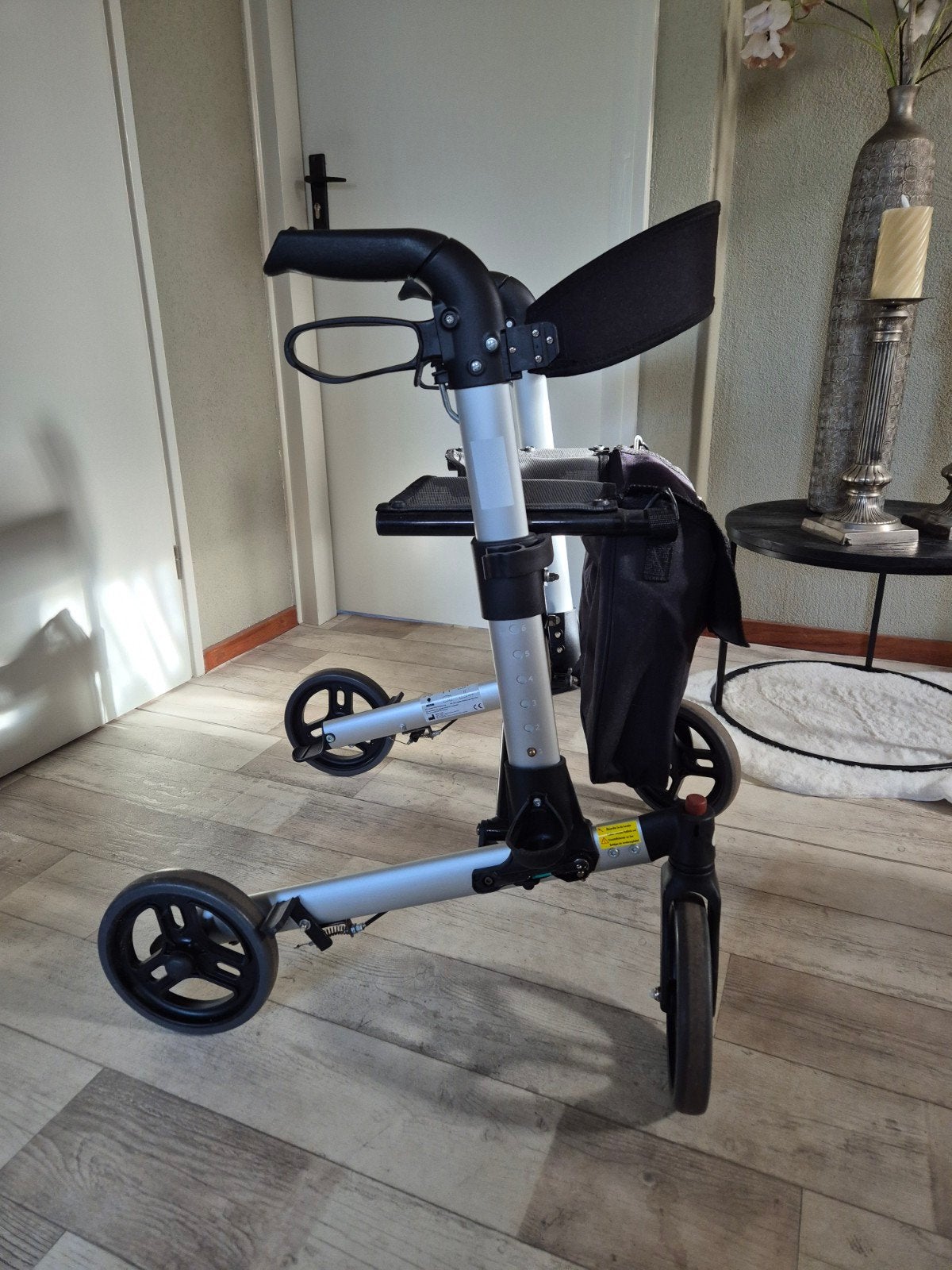 zo goed als nieuwe rollator, Ophalen, Zo goed als nieuw