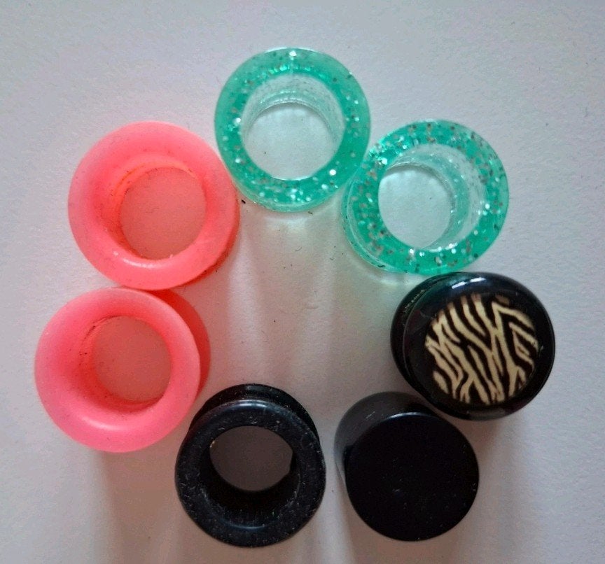 7 plugs / tunnels 16 mm, nieuw, Sieraden, Tassen en Uiterlijk, Piercings, Ophalen of Verzenden, Nieuw, Overige materialen, Oor- of Traguspiercing