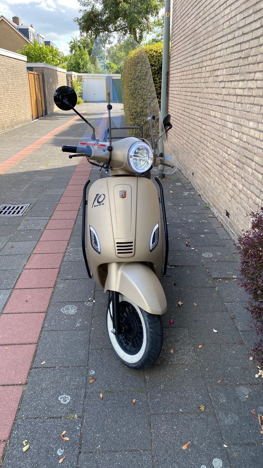 Vespa look a like La Souris Sourini R 2021 Geel 3029 km, Fietsen en Brommers, Ophalen, Maximaal 45 km/u, Zo goed als nieuw, Benzine