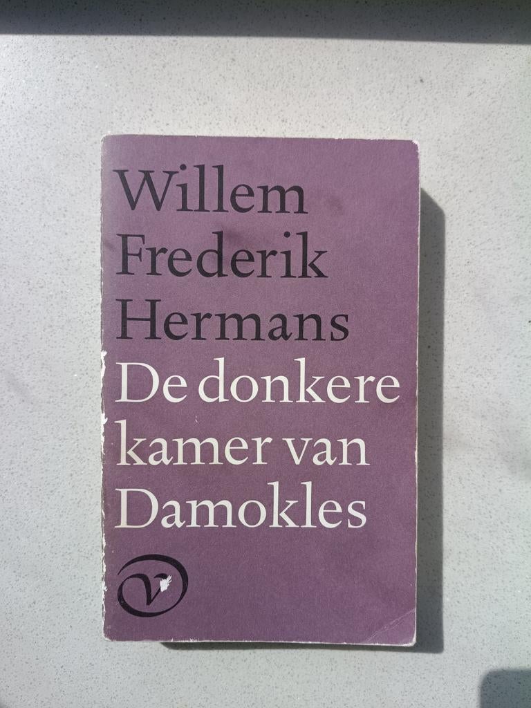 De Donkere Kamer van Damokles - W.F. Hermans, Boeken, Ophalen of Verzenden, Gelezen
