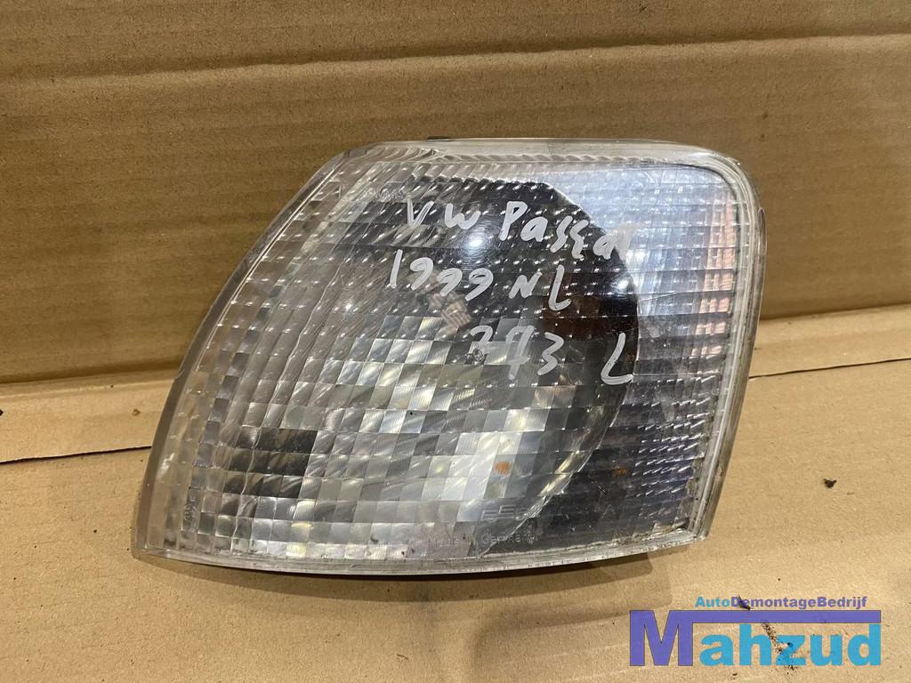 VW PASSAT B3 Links rechts knipperlicht 1996-2000, Auto-onderdelen, Verlichting, Gebruikt, Volkswagen, Volkswagen AG, Berliner Ring 2
38440  Wolfsburg, DE