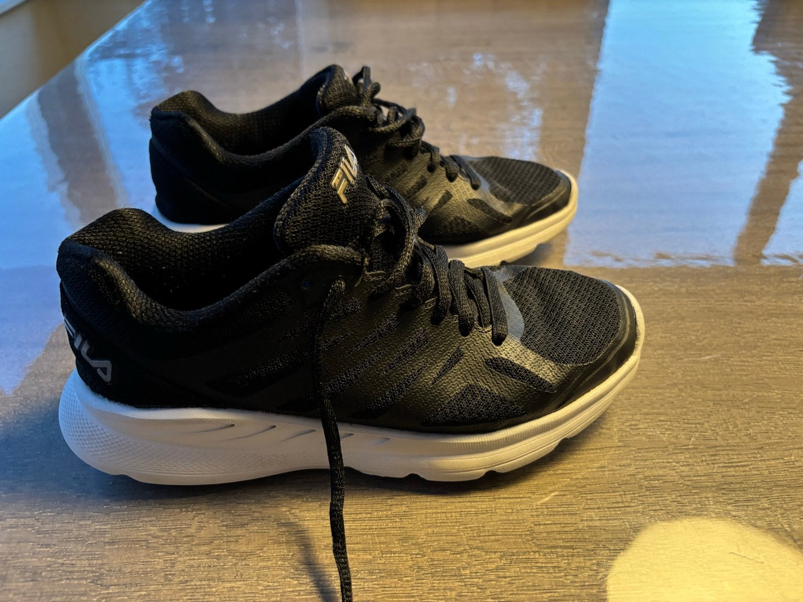 Fila Gymschoenen Zwart Maat 37, Kinderen en Baby's, Gebruikt, Ophalen of Verzenden, Jongen of Meisje, Sportschoenen