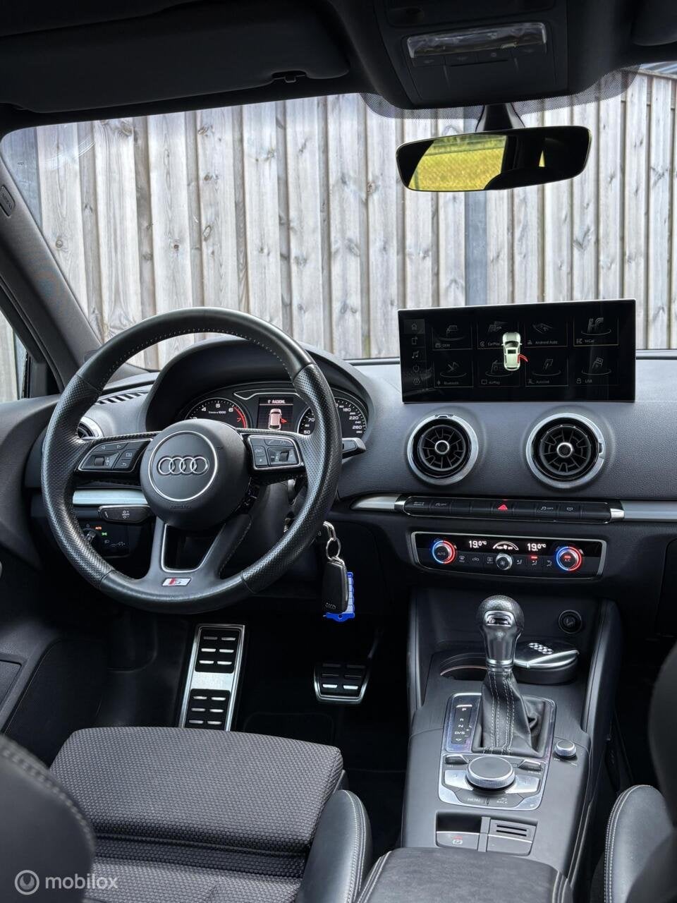Audi A3 Sportback 1.0 TFSI Sport S Line Edition/NAP/AUTOMAAT, Gebruikt, Zwart, Origineel Nederlands, 630 kg