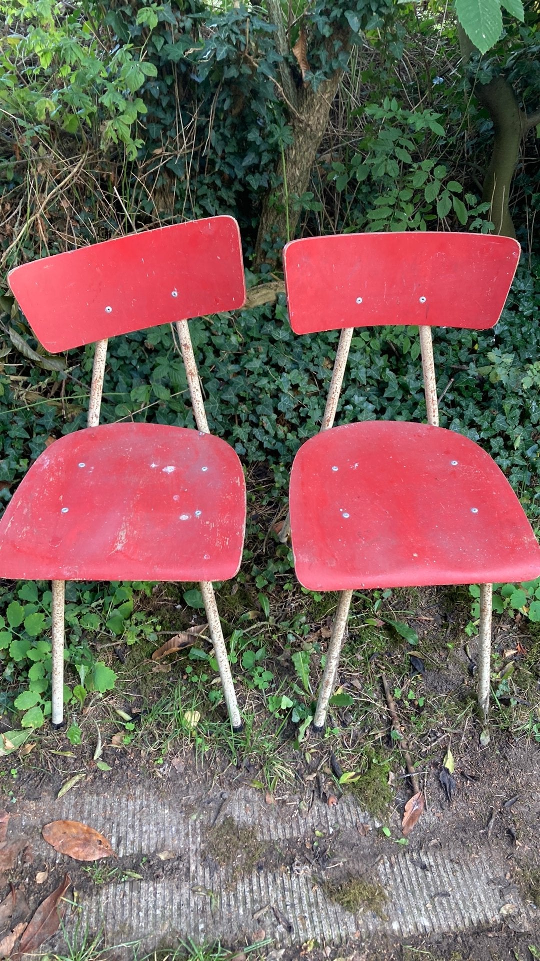 Twee vintage stoeltjes, Ophalen