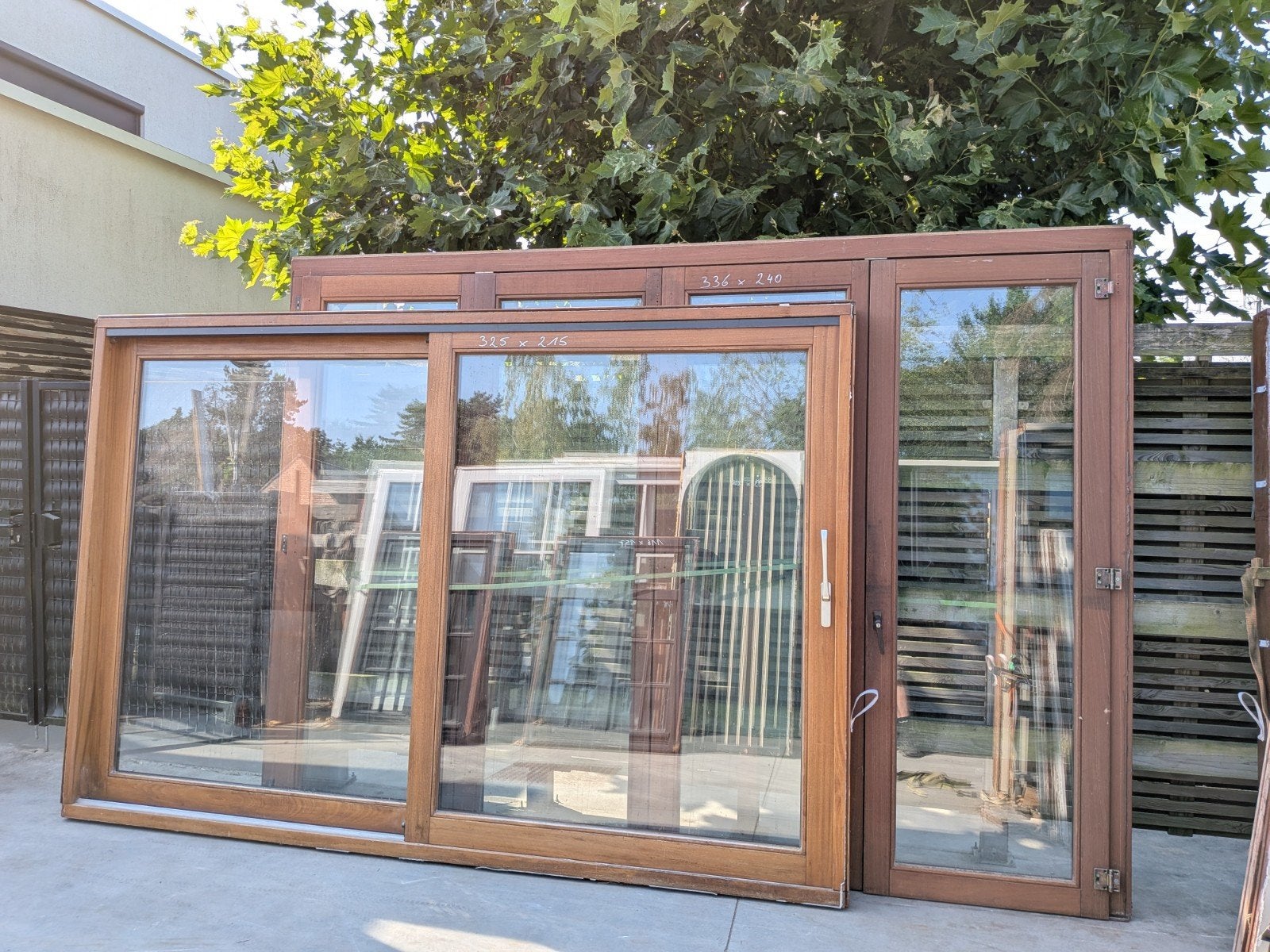 Prachtige HARMONICADEUR en SCHUIFPUI Hardhout !!!, Ophalen, Gebruikt, 225 cm of meer, Inclusief glas